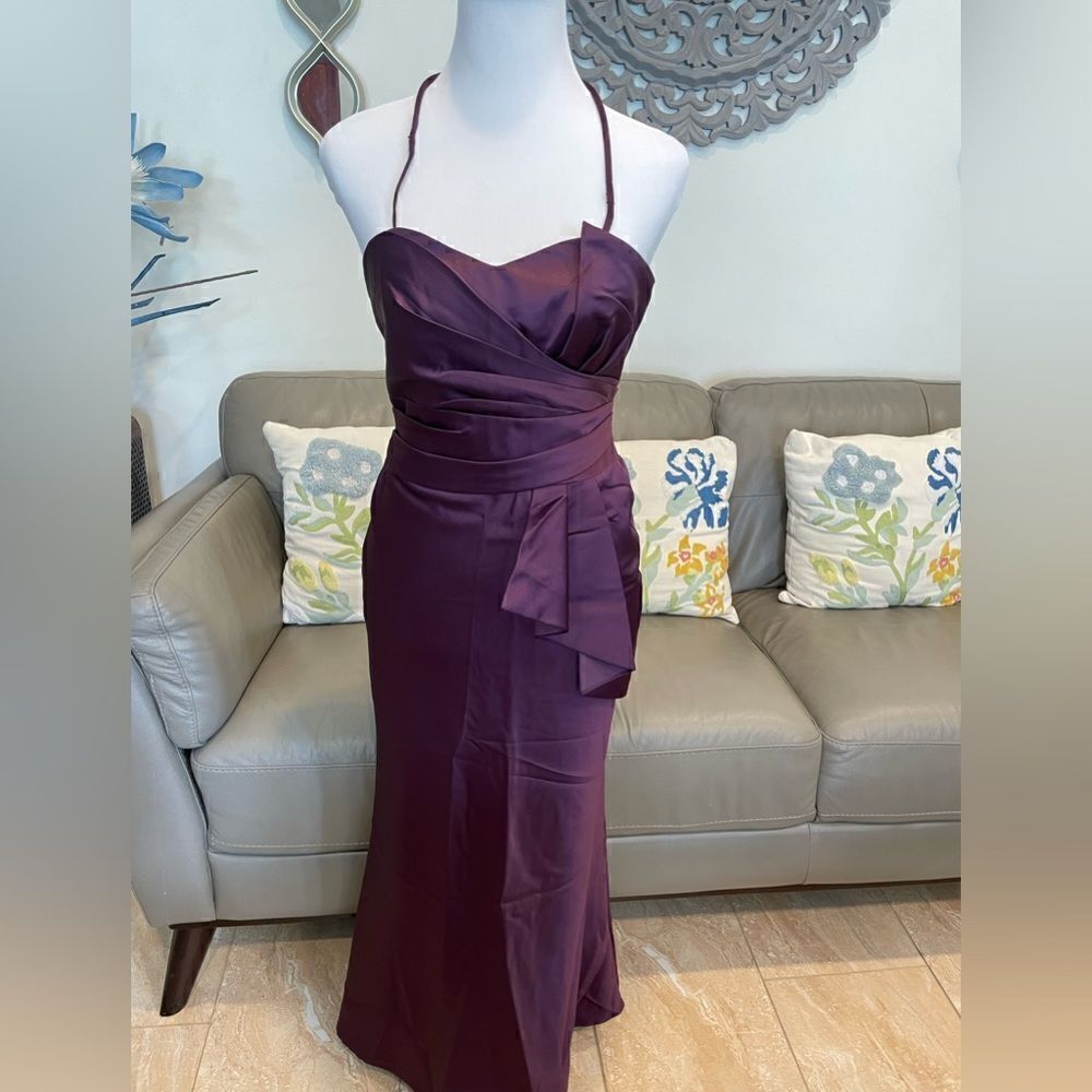 DAVID’S BRIDAL Dress 